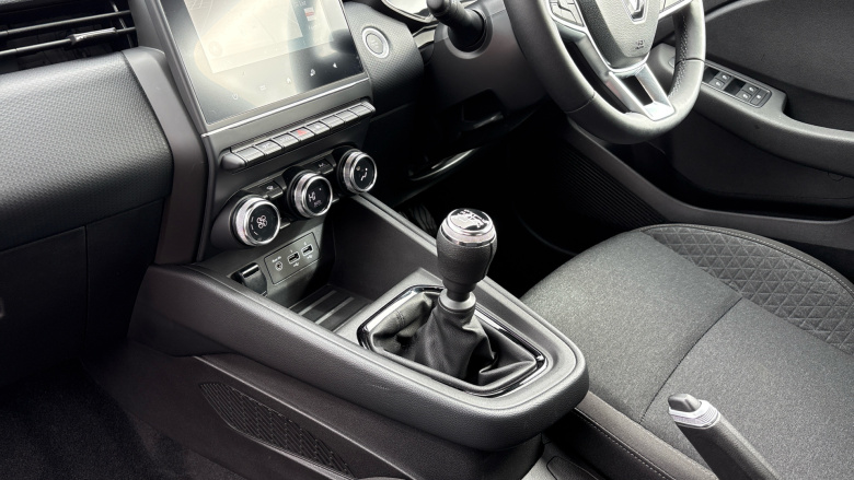 Renault Clio 1.0 TCe 90 Evolution 5dr Petrol Hatchback